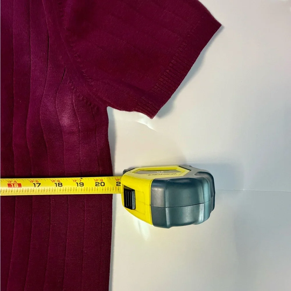 Banana Republic Men's Short Sleeve Polo in Burgundy